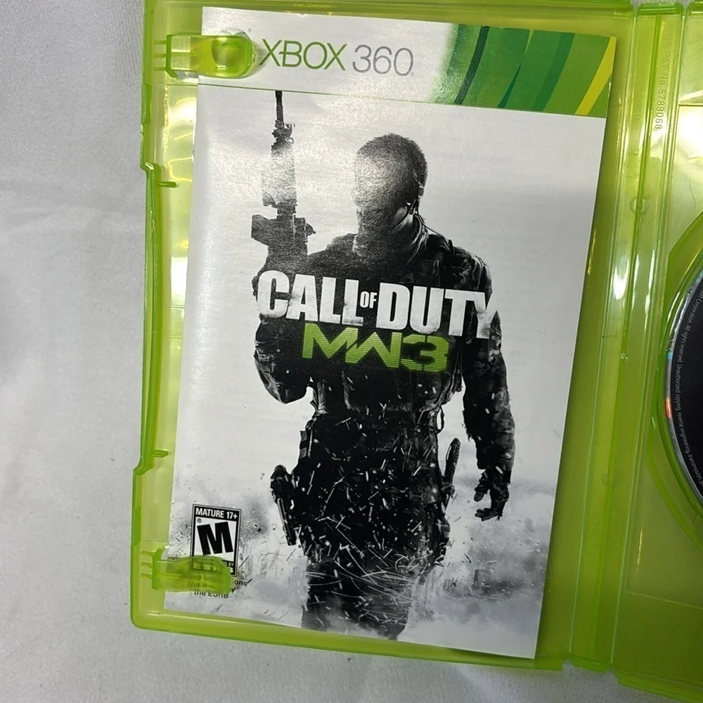 XBOX 360  Call of Duty MW3 multi player zombies  Game disc